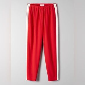 NWT Aritzia Babaton Conan Terado Ankle Slim Red Pants With White Side In Size 2.